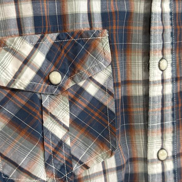 American Eagle Vintage Fit Western Pearl Snap Button Down - Medium - Picture 3 of 7